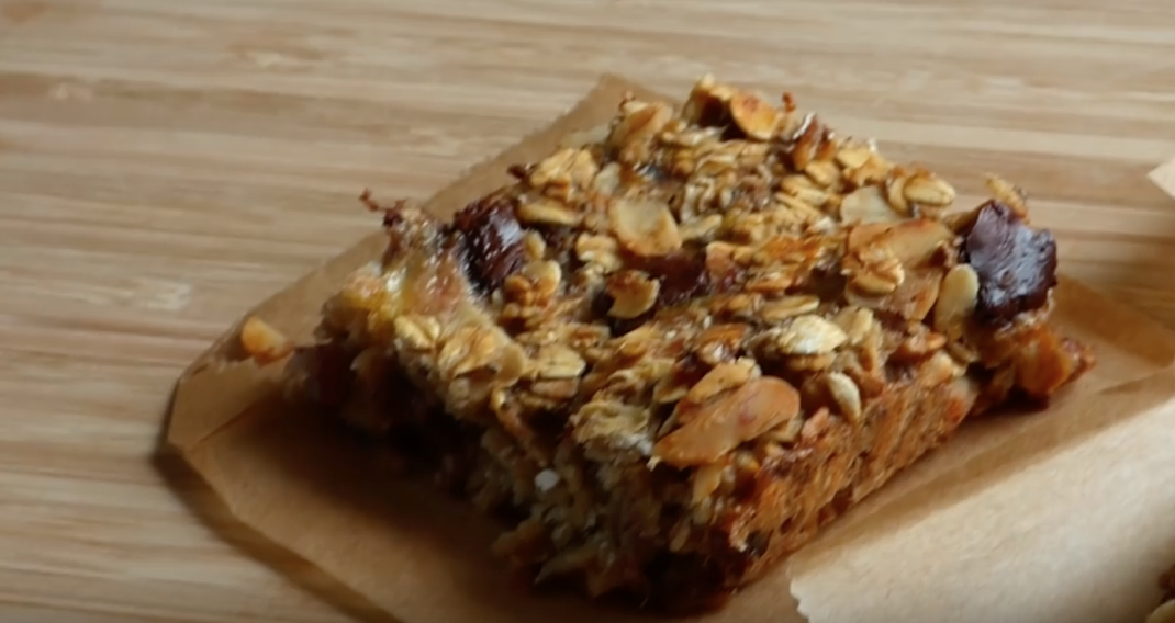  Chocolate Chip Oat Bars