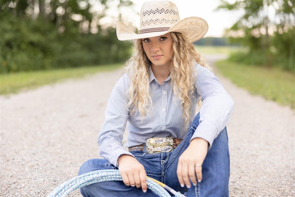 Cowgirl Senior Pictures in Wisconsin