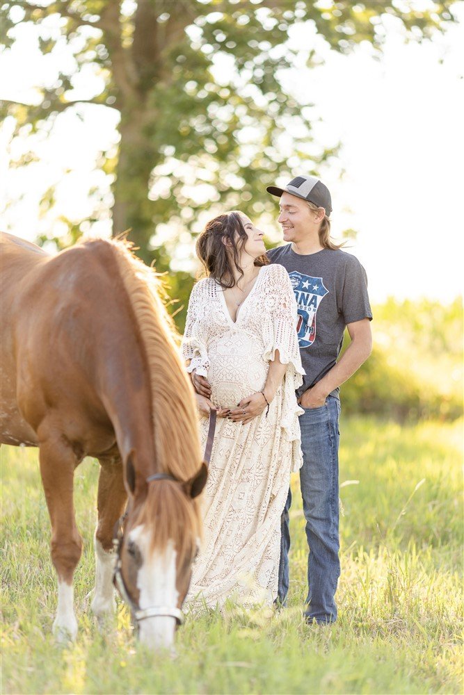 Equestrian Maternity Photoshoot