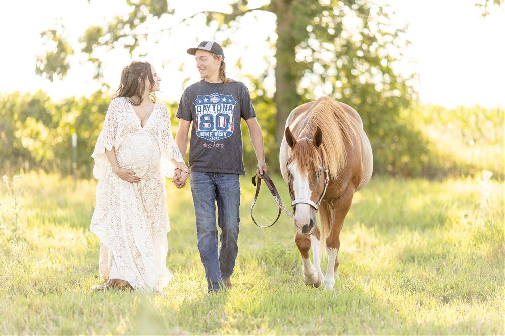 Equestrian Maternity Photoshoot