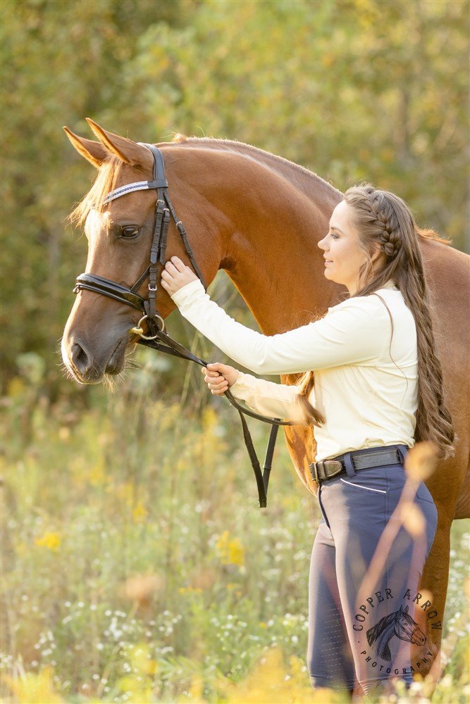 Green Bay WI High school senior pictures with horse