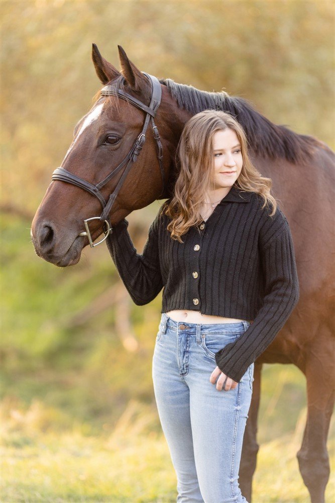 Wisconsin Senior Pictures with a horse