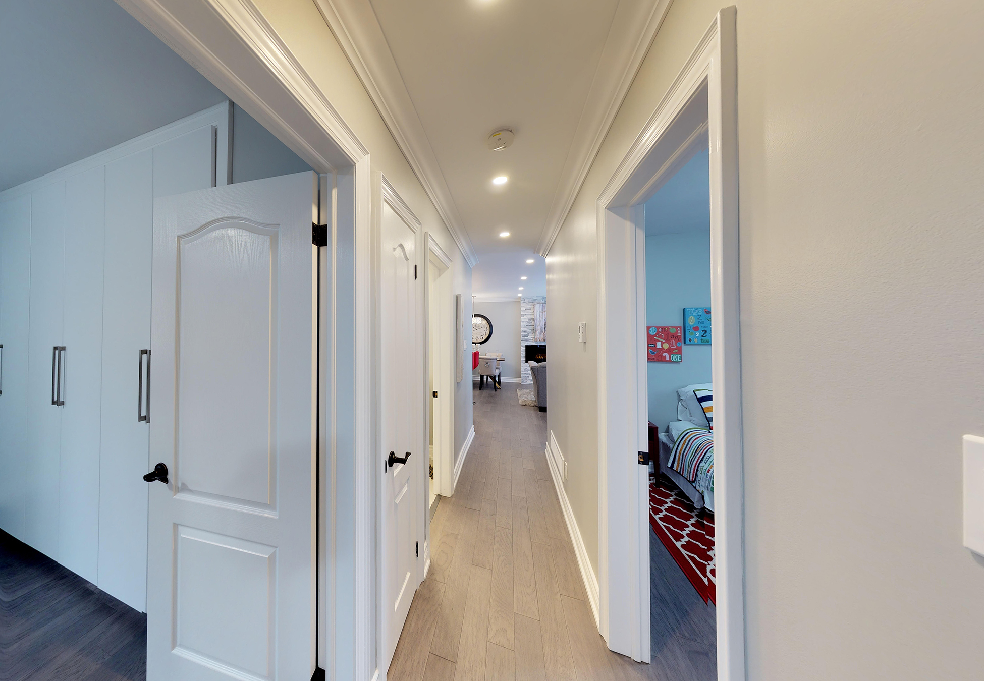 34 Cumber Avenue Scarborough ON M1E1S9-17.jpg