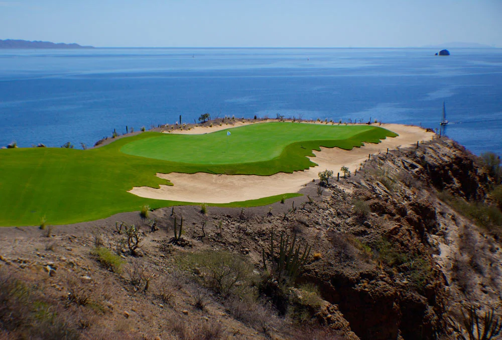 danzante-bay-mexico-signature-hole.jpg