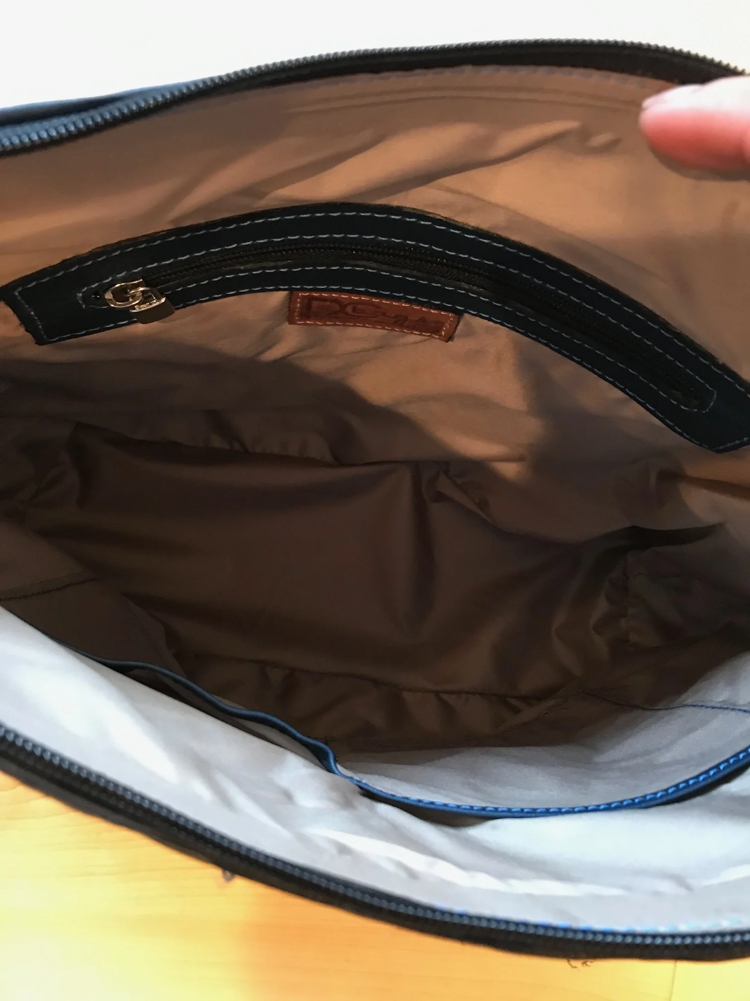 dcbags_lola_5f.jpg