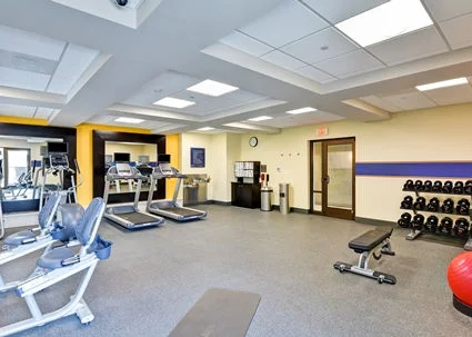 HX_fitnesscenter01_23_425x303_FitToBoxSmallDimension_Center.jpg