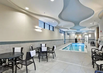 HX_pool01_21_425x303_FitToBoxSmallDimension_Center.jpg