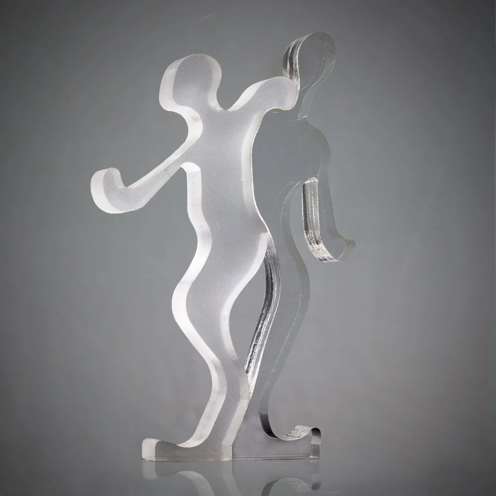 E2_Wb14_Silhouettes_Pose1_alt1.jpg