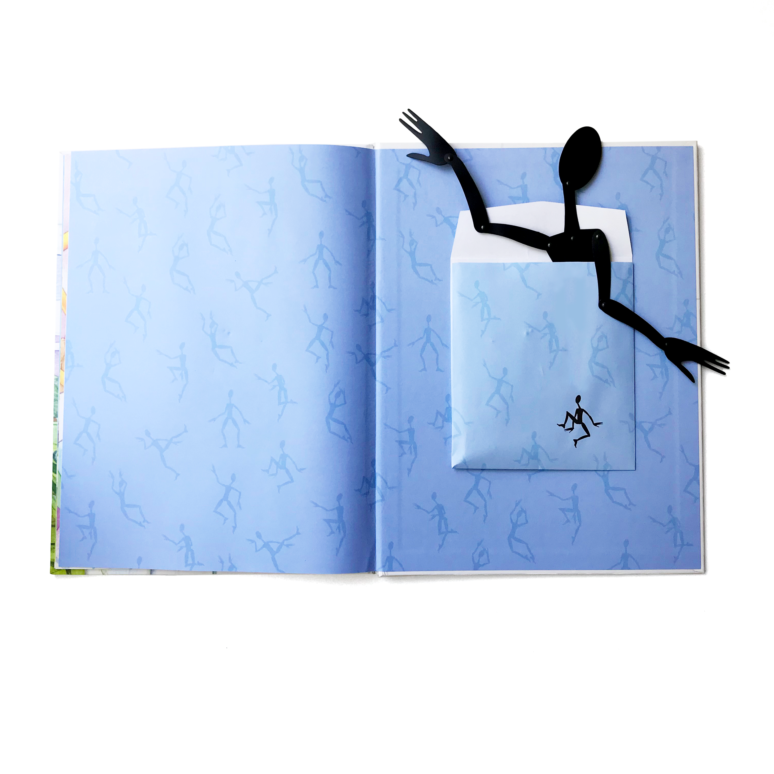 E2_Wb18_SM_Book_Phto_Bk.png