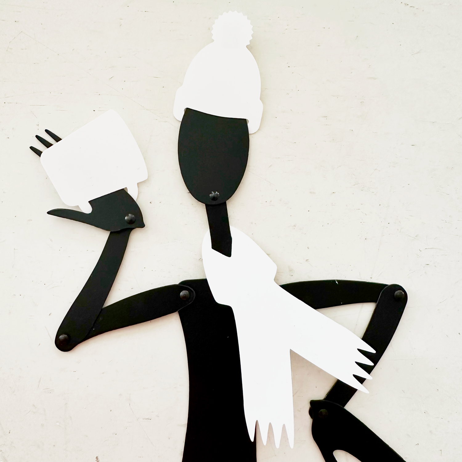 E2_SM24_Acc_Cozy_Close_White.png