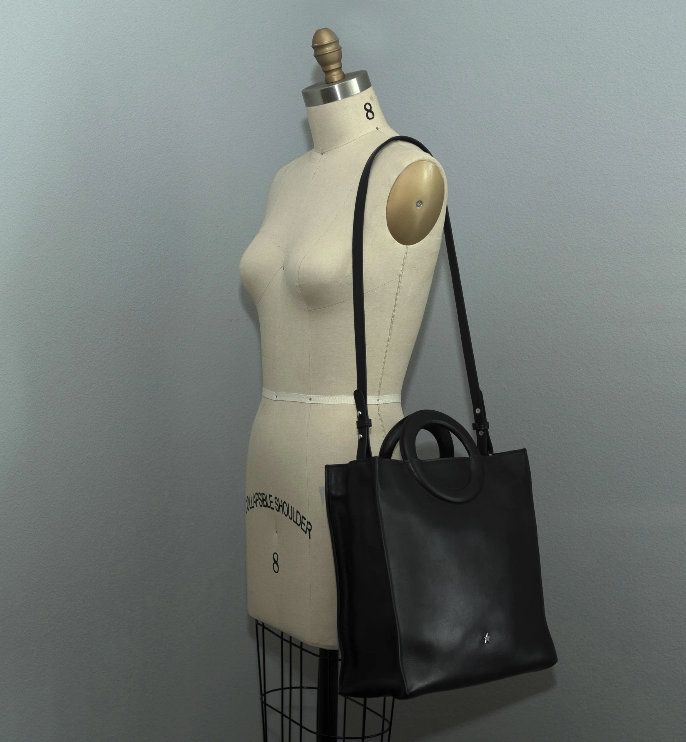 NewYork LG SQ Bag_Black_Leather strap View.jpg