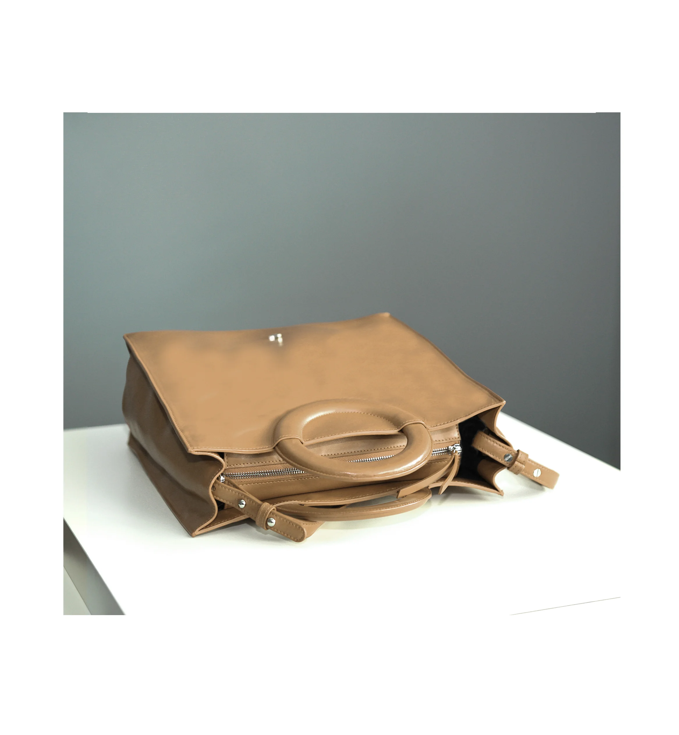 NewYork LG SQ Bag_Tan_TopView.jpg