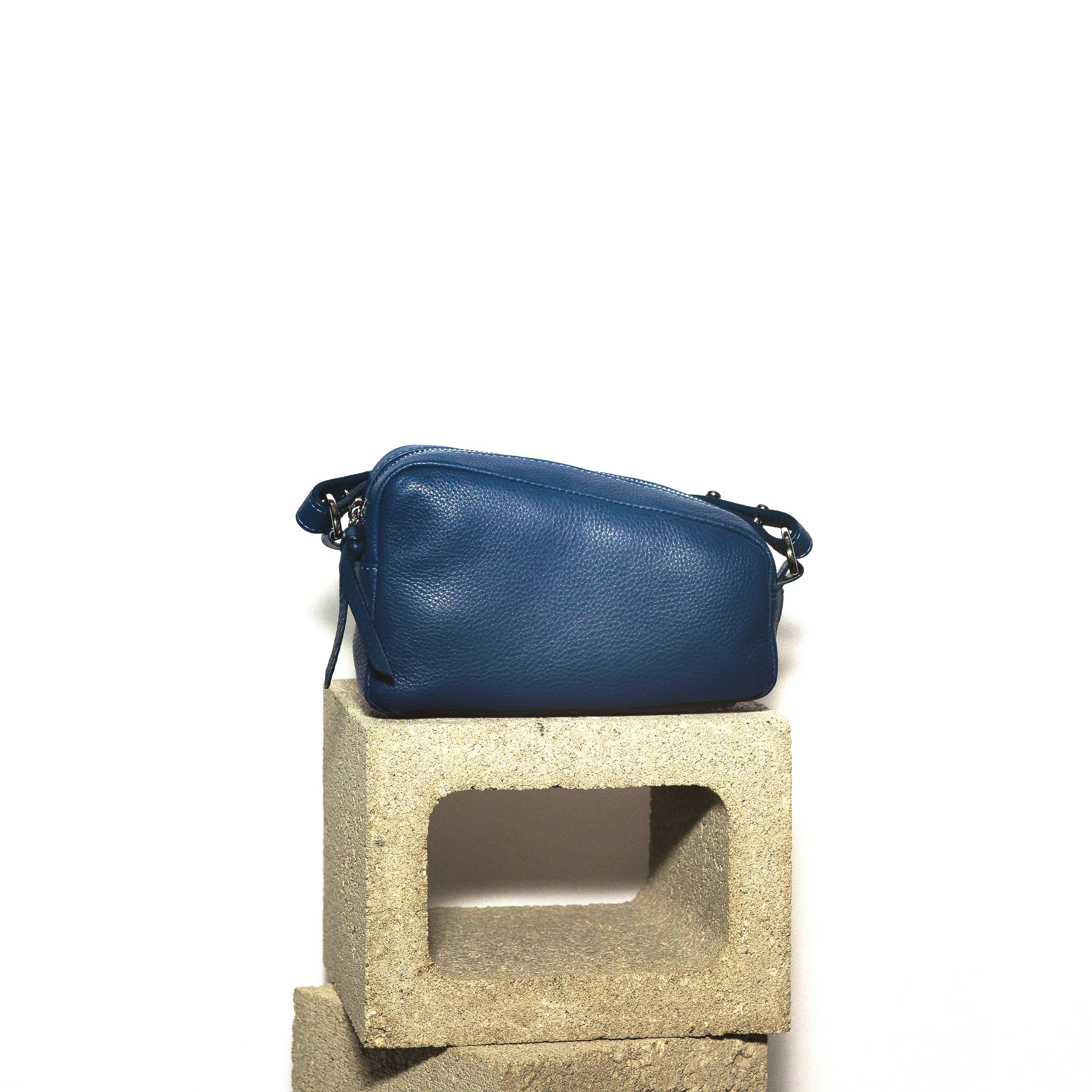 RoyalBlue_FrontView.jpg