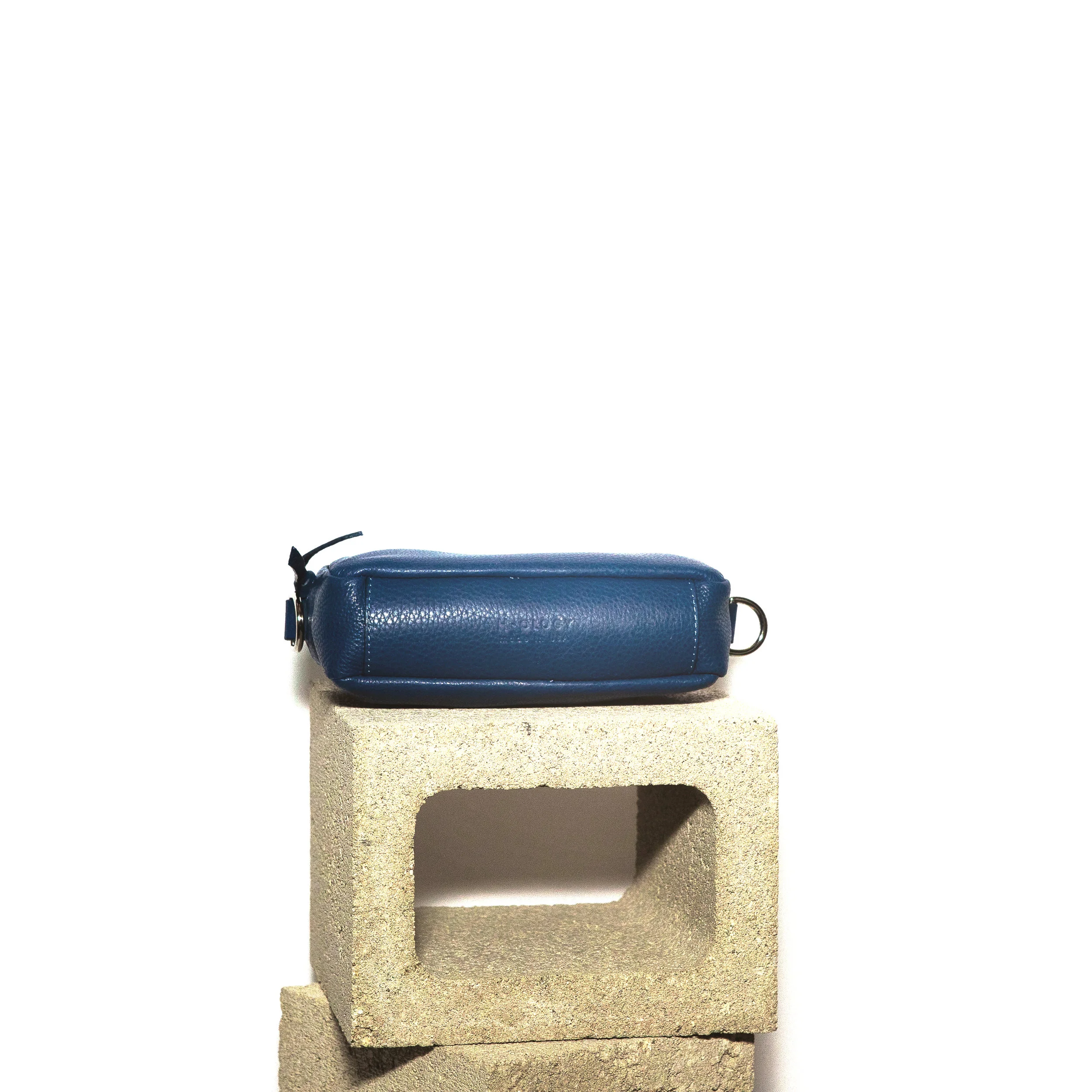 RoyalBlue_BottomView.jpg