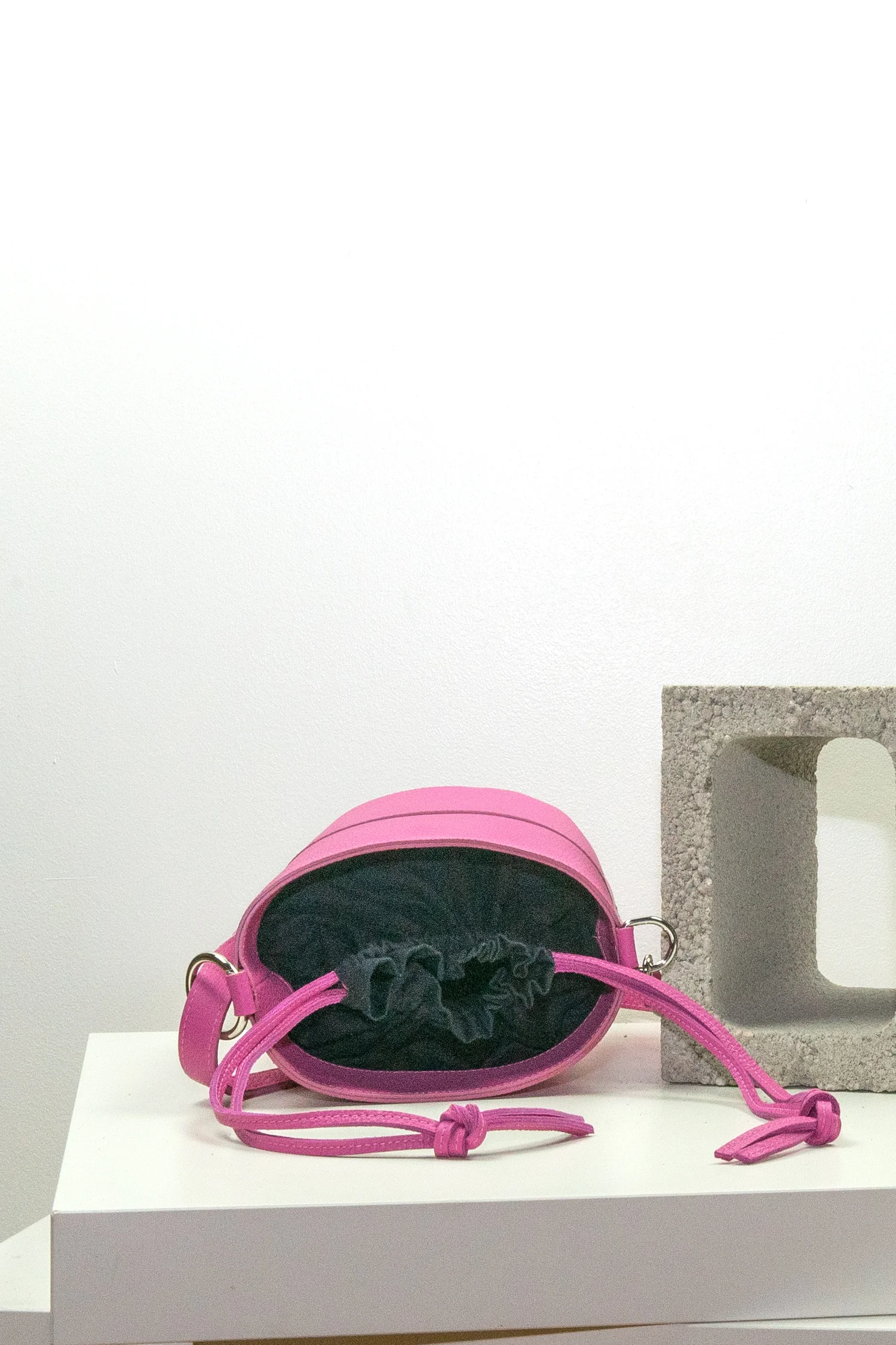 FuchsiaNO639Bucket_Top.jpg