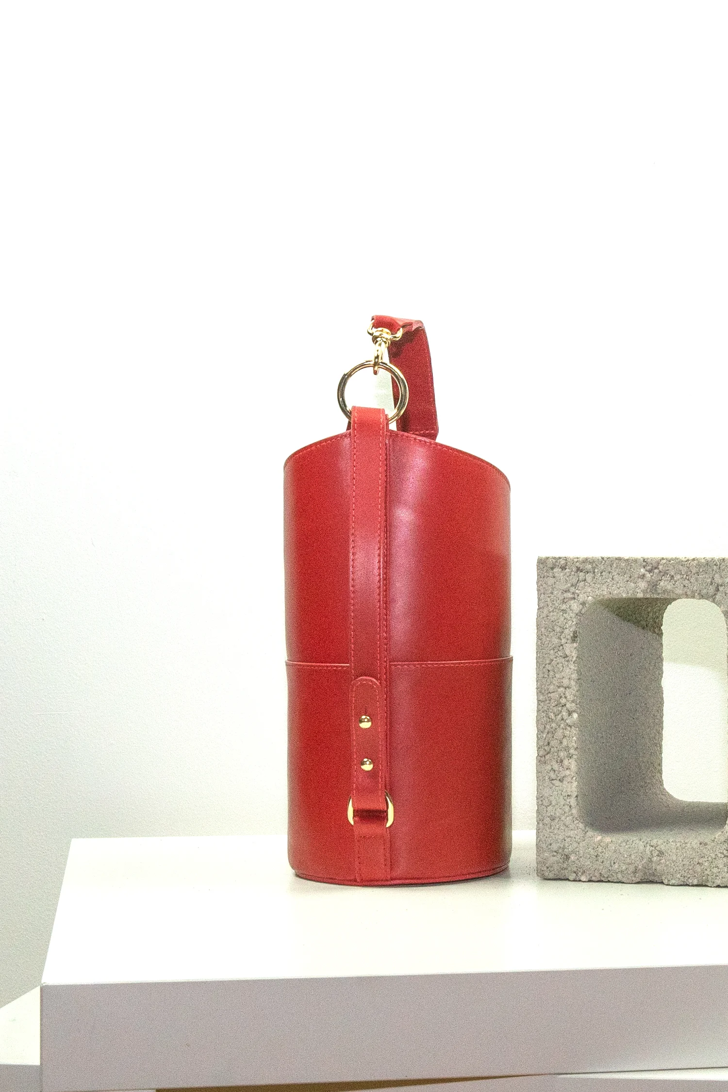 LipstickNO639Bucket_Side2.jpg