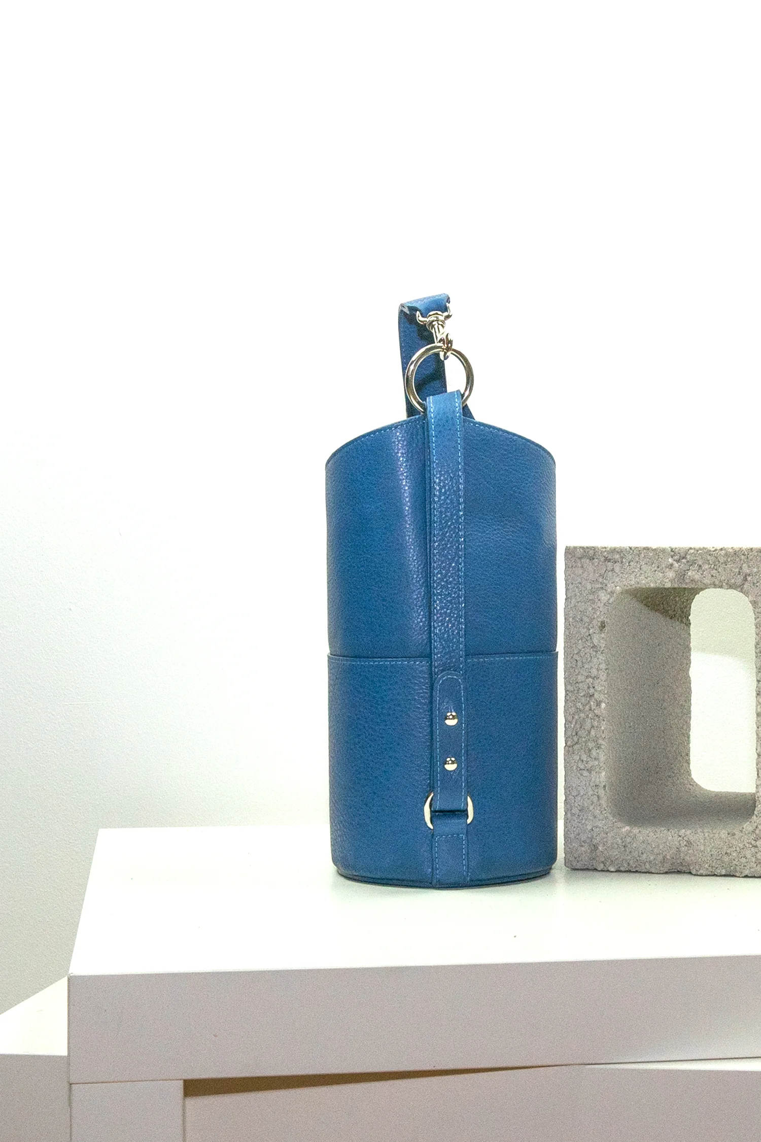 Royal BlueNO639Bucket_Side1.jpg