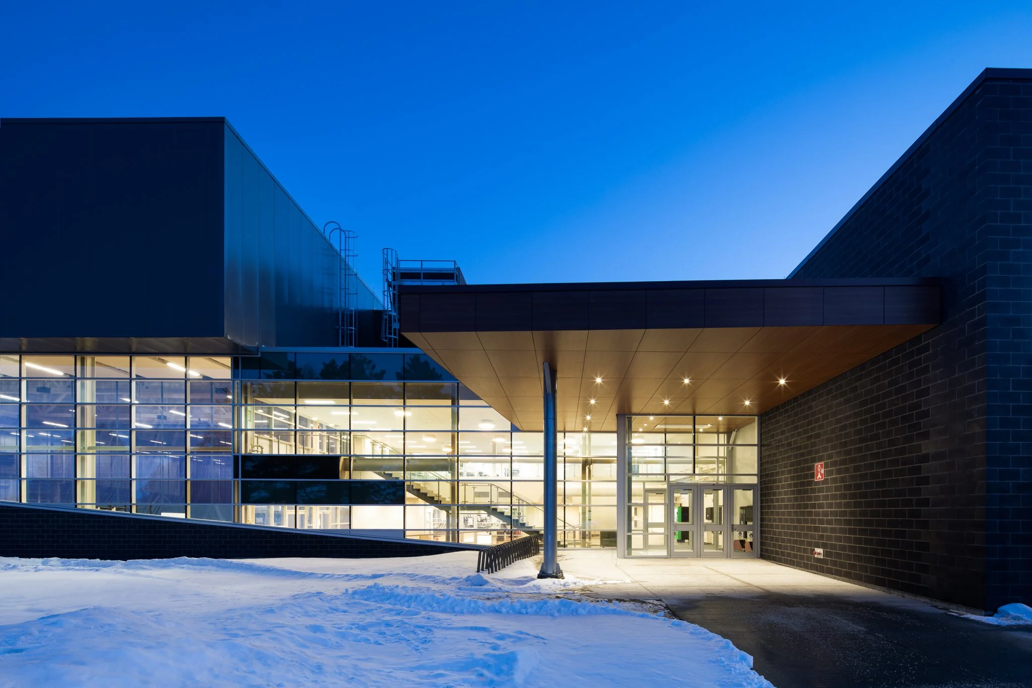 JPEG-LR-GYMNASE-SAINT-JEAN-16.jpg