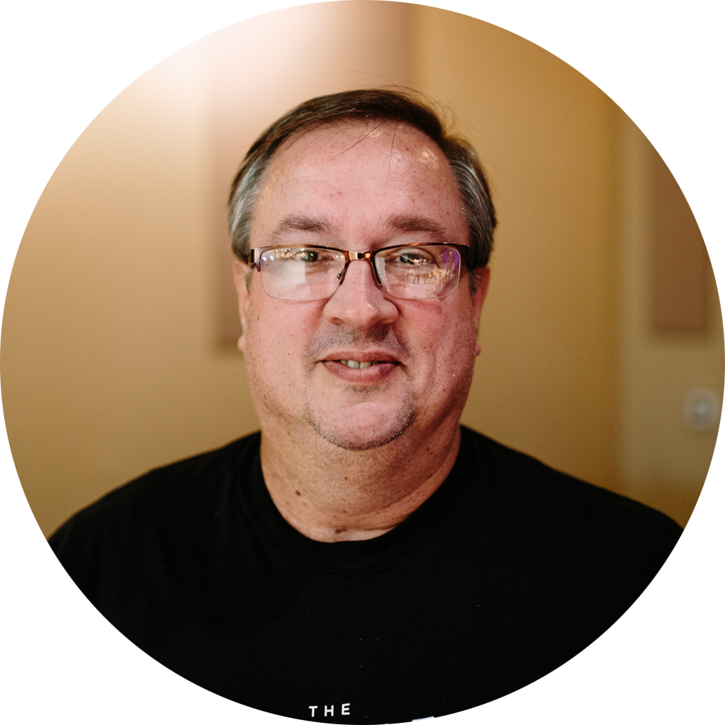 Raised in Harriman, TN, Darrell moved to Knoxville in 1981 to complete his BS in Business Administration, Accounting at the University of Tennessee. He married his wife Robin in 1985 and worked as Business Administrator of a Research Division at ORNL from 1986-1997. In 1996, he and Robin surrendered to the ministry and from 1997-2014 he was on the Senior Ministerial Staff at Grace Baptist, Knoxville, serving in positions including Business Administrator, Executive Administrator, IT Director, Local Ministries and Discipleship. He has experience in personnel management, team building and leadership development. Darrell completed his Master of Arts in Christian Leadership from Liberty Baptist Theological Seminary in 2011. Darrell and Robin have 3 adult children and one granddaughter. Darrell & Robin want to use their gifting and experience to lead the local church to grow through a commitment to God’s Word and the process of discipleship.