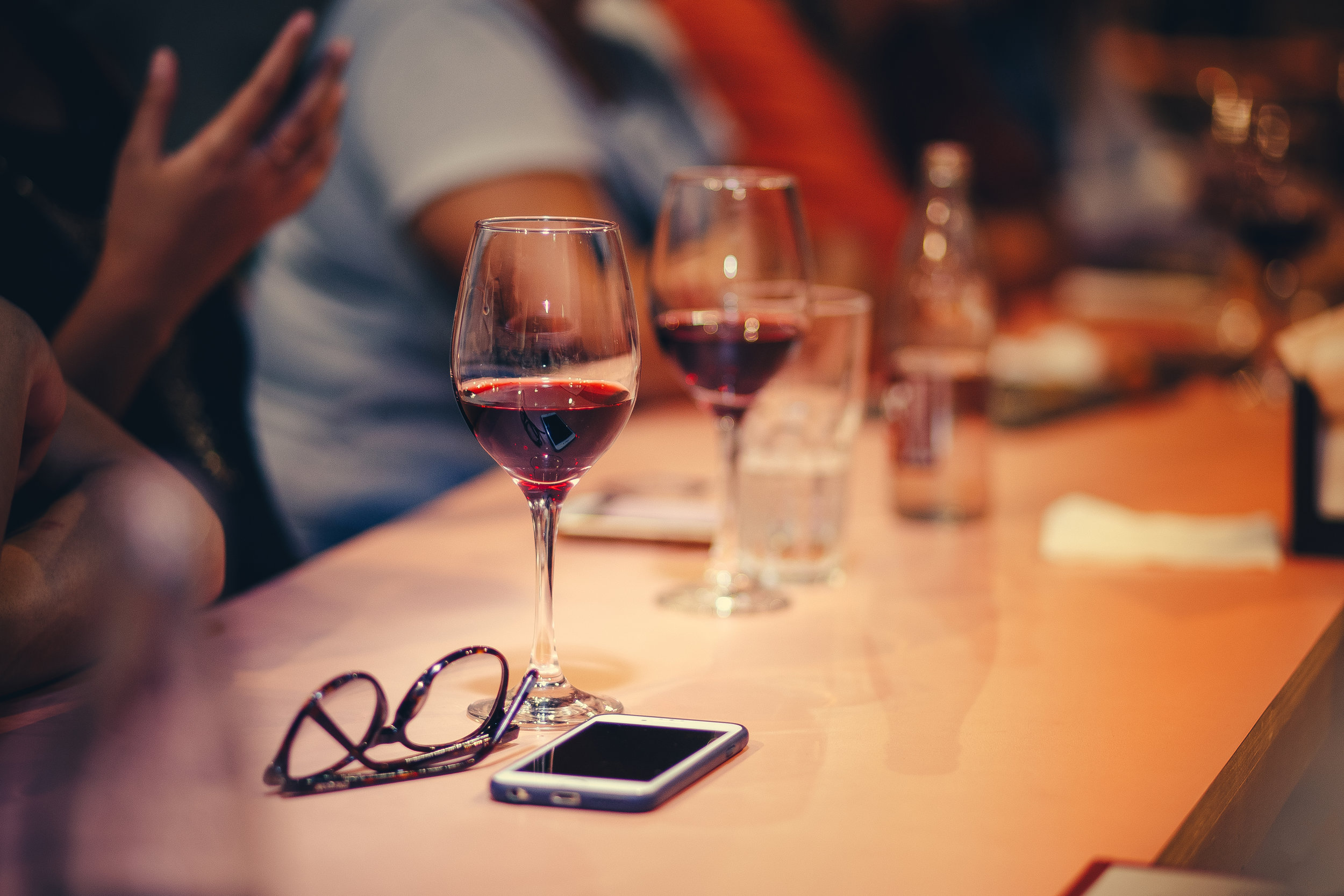 wine dinner table people fun 1.jpeg