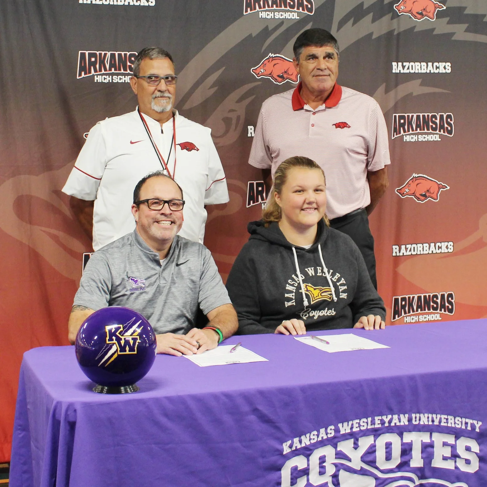 On September 28, 2018, Linda signed with Kansas Wesleyan University as her coaches, Todd Zenner (KWU), and Roger Rico and Charlie Bateman (AHS) looked on.