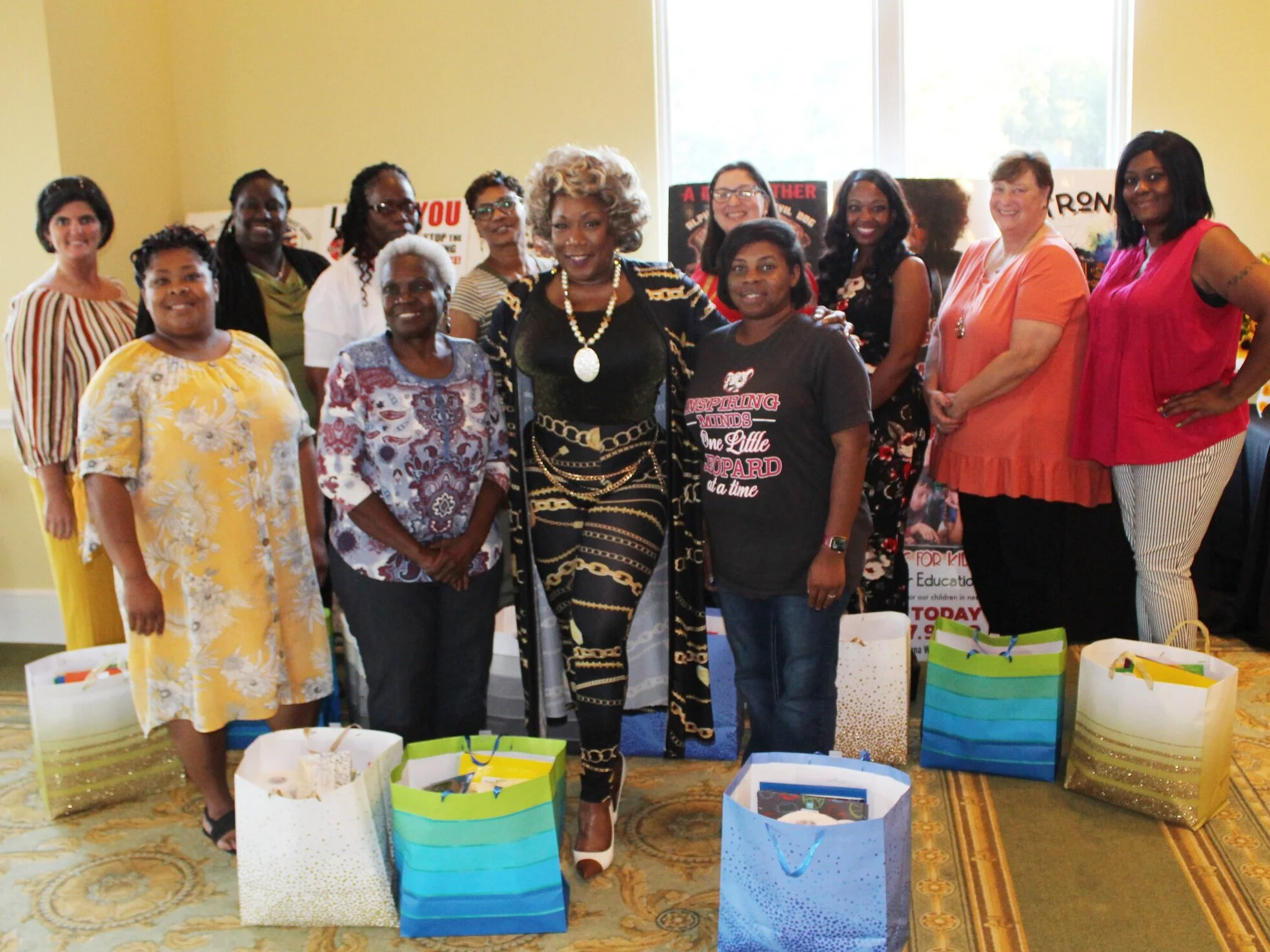 Texarkana Area Women Veterans Outreach Group CELEBRATEs Teachers