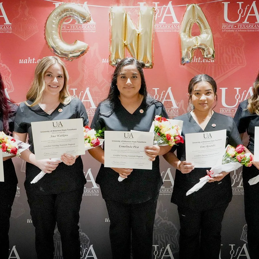 New CNAs Pinned at UA Hope-Texarkana