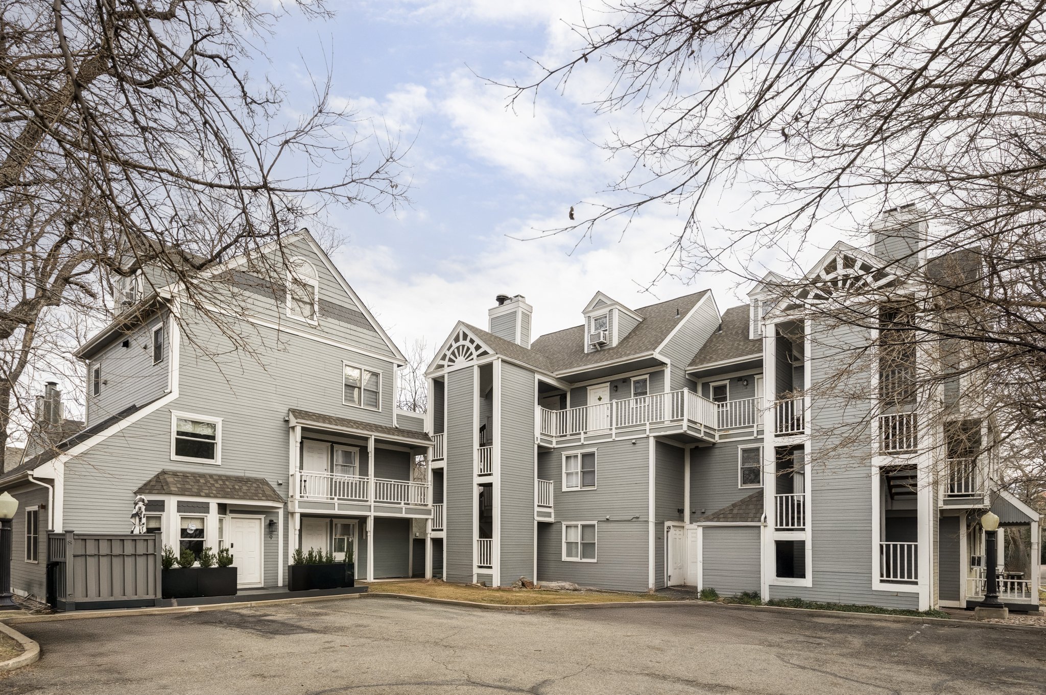 RaeScott_K_1430 18th St Unit #13_web-1.jpg