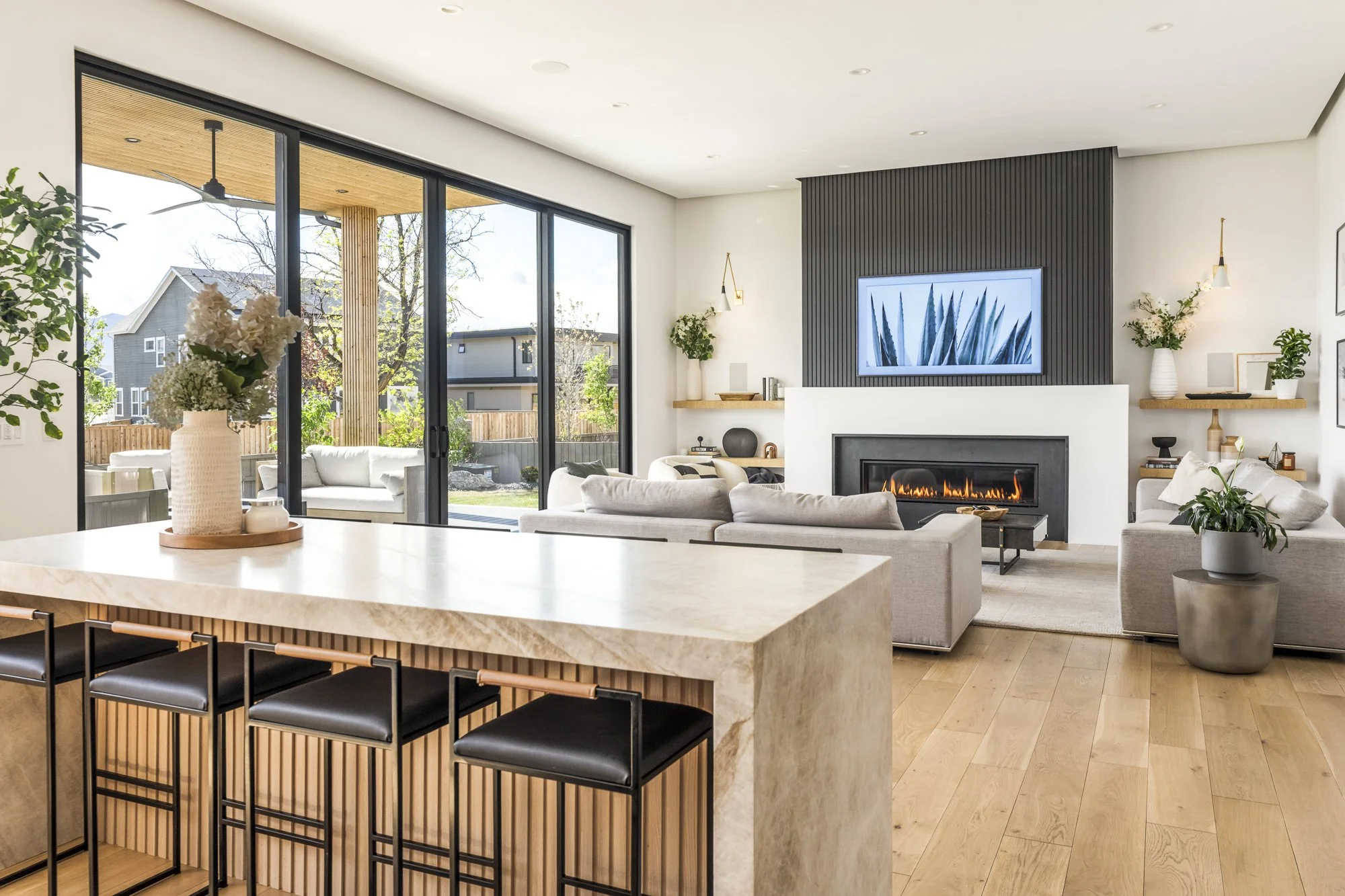908 Pikes Peak Ln - Web - Trendem Media-24.jpg