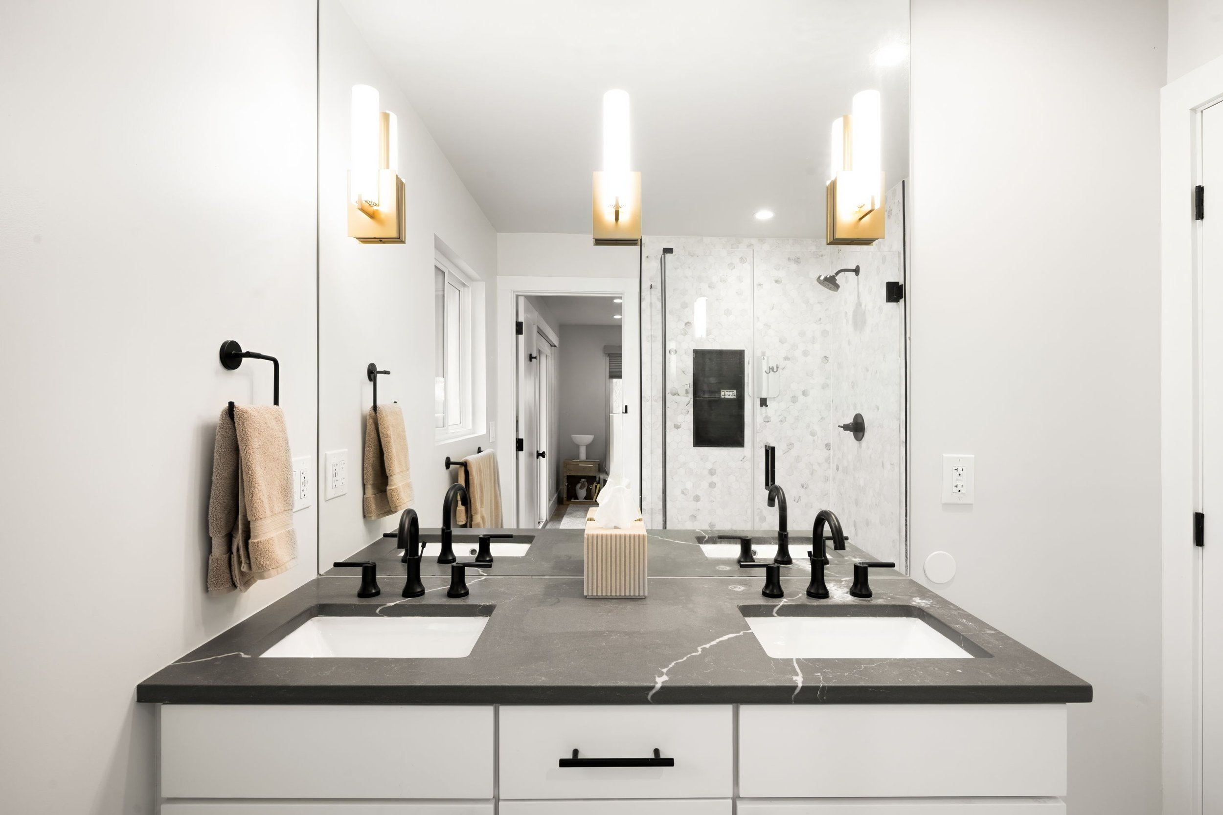 31114thst-c2-17.jpg
