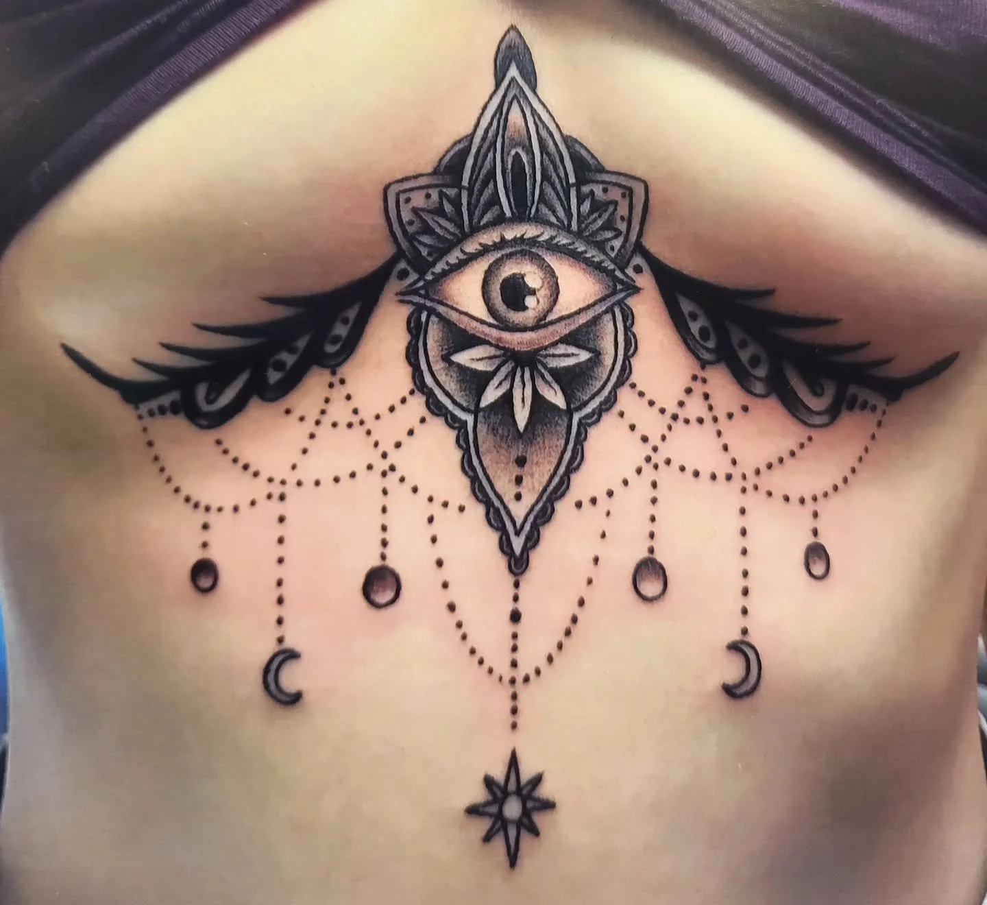 👁Beautiful placement for this eye mandala piece! 
@keithmullintattoos 

Books open click the link in our bio to book your next piece with us!
.
.
.
Keith Mullin 
Raven's Head Tattoo 
242 Dundas Street 
London Ontario 
519-601-2400