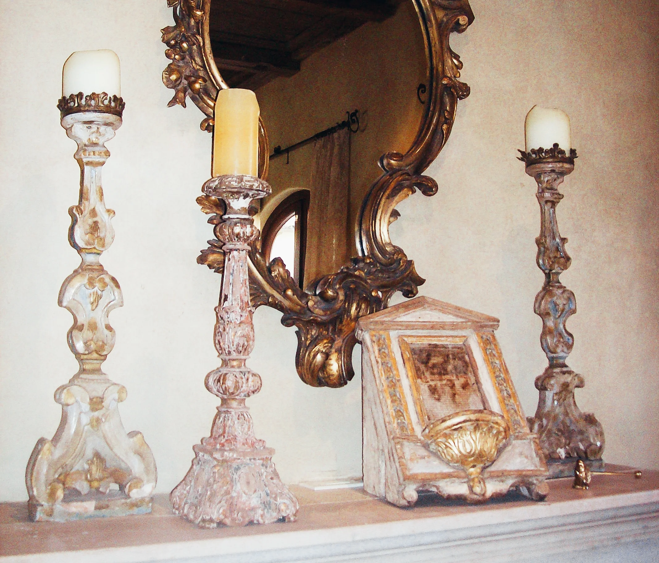 Chandelier Furnishings and Antiques -0714.jpg