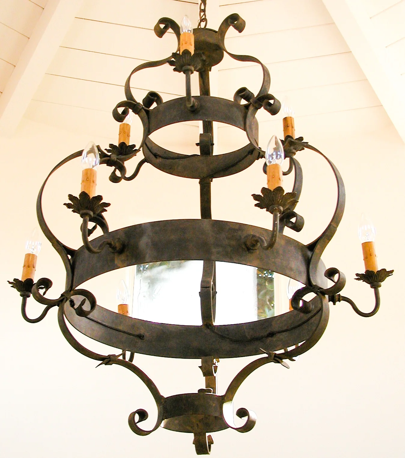 chandelier-curved-chandelier-1.jpg