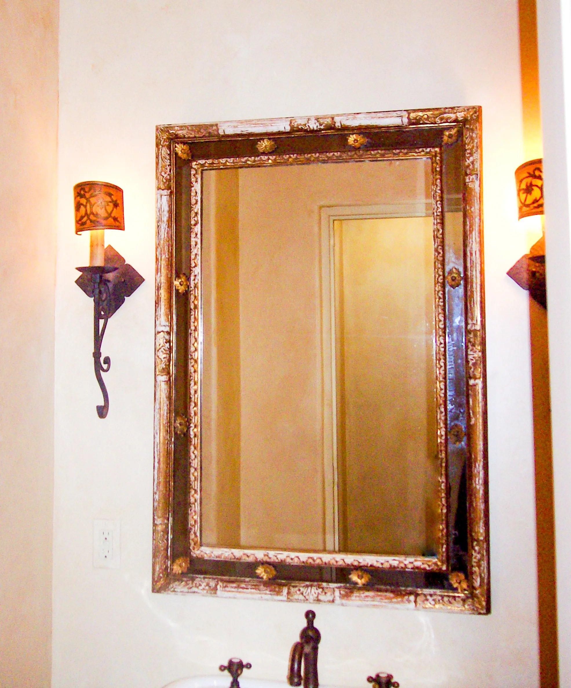 CHANDELIER FINE LIGHTING Diamond Sconce