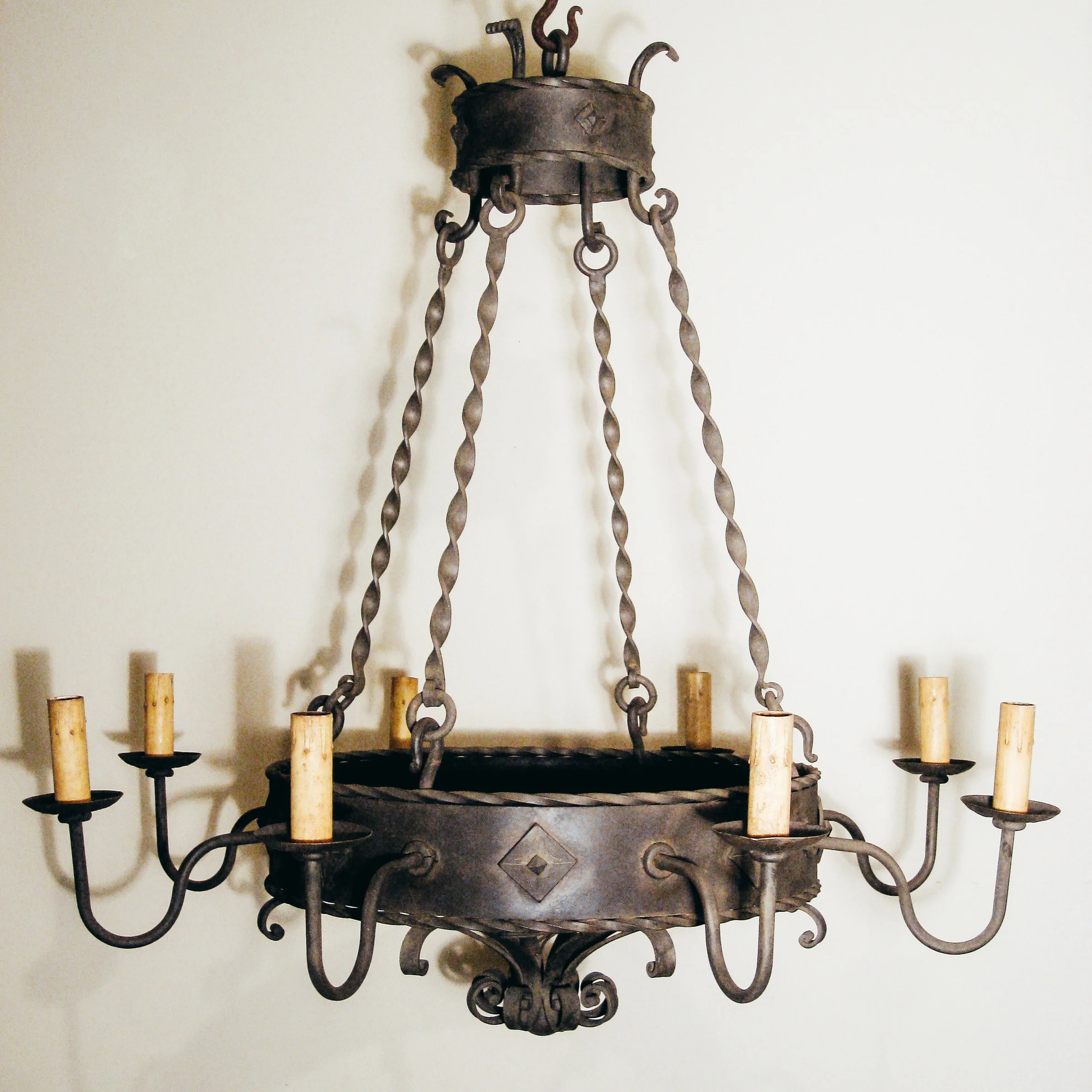 CHANDELIER FINE LIGHTING Ring Chandelier 8 Light