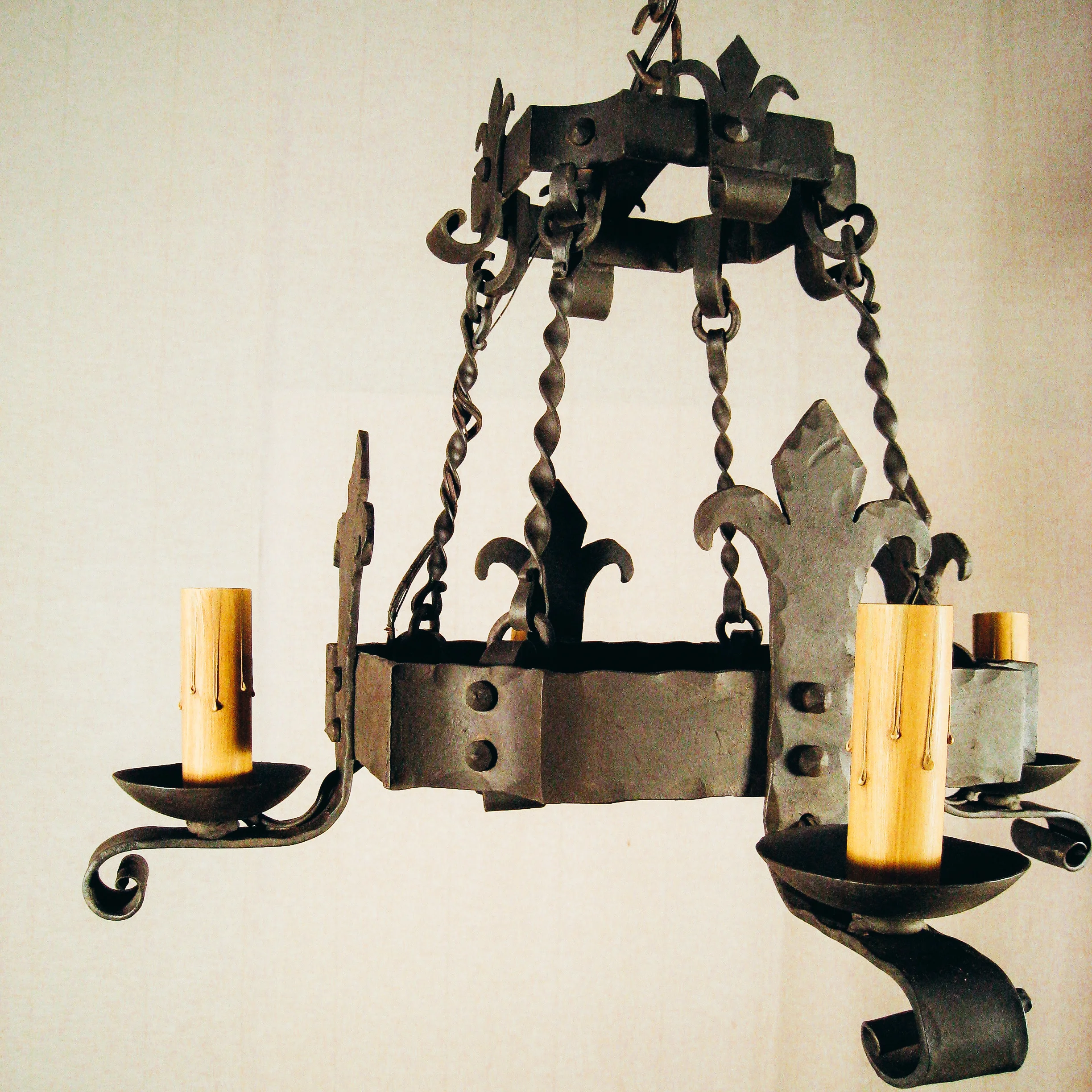 CHANDELIER FINE LIGHTING Spanish Chandelier