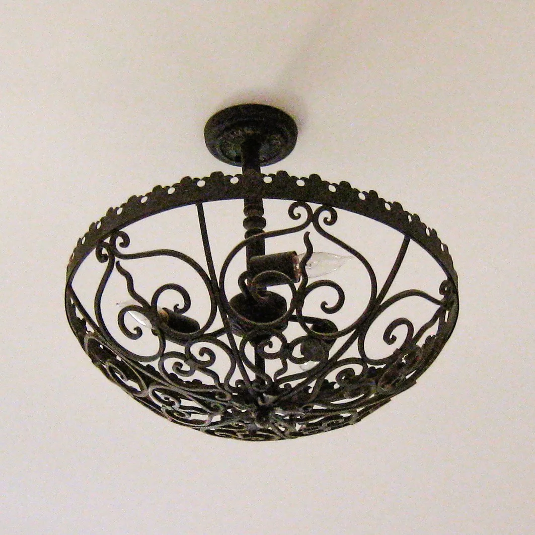 CHANDELIER FINE LIGHTING Round Flush Mount Large