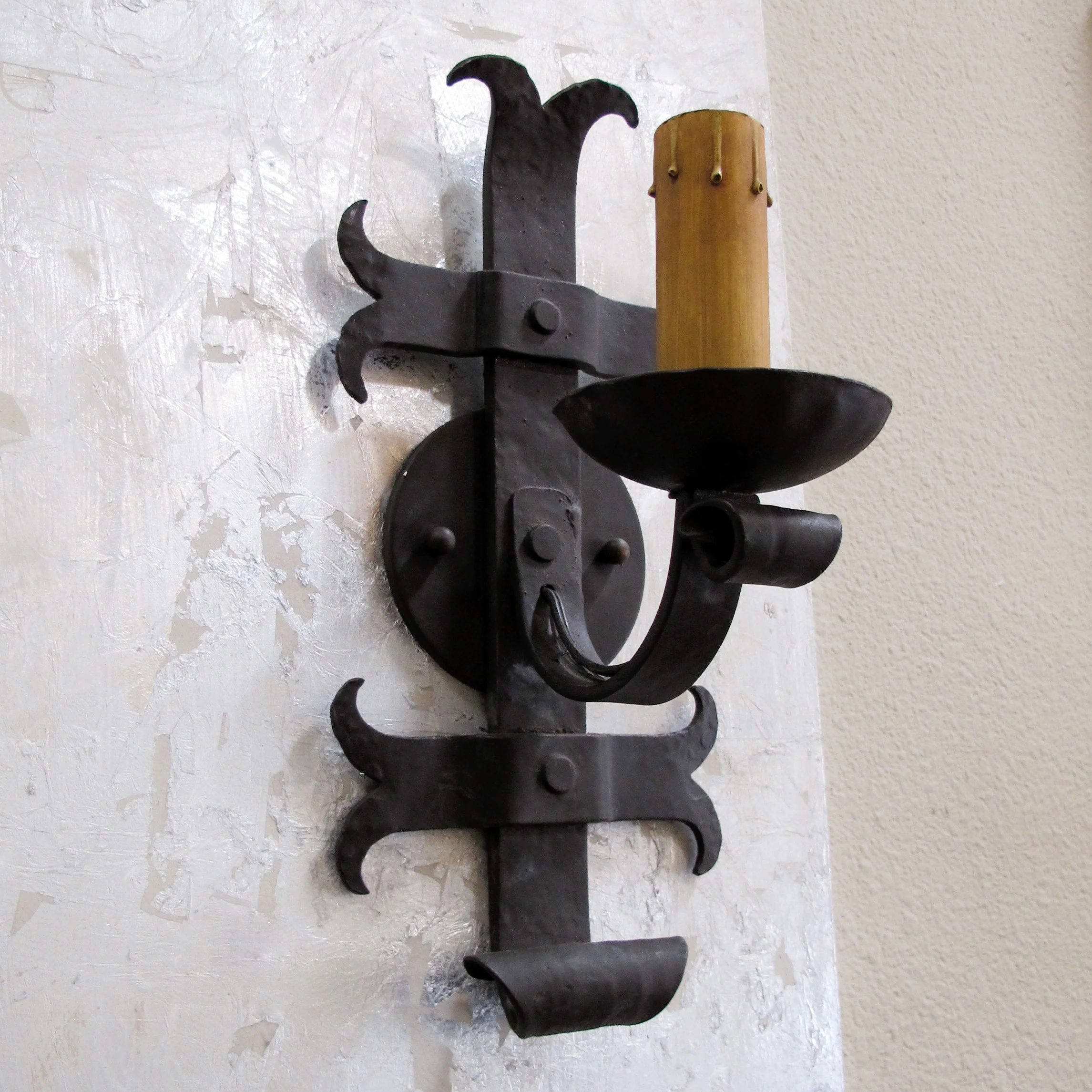 CHANDELIER FINE LIGHTING Paul Sconce