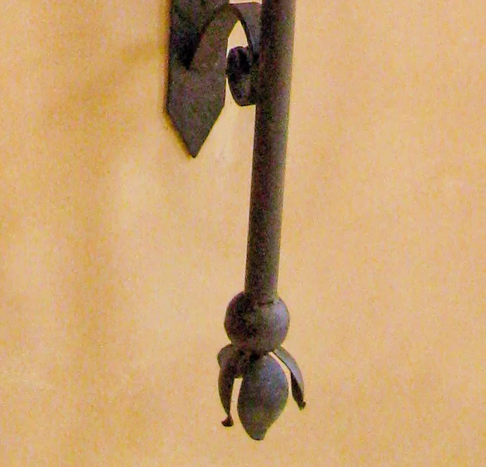 CHANDELIER FINE LIGHTING Torch Chandelier Tall