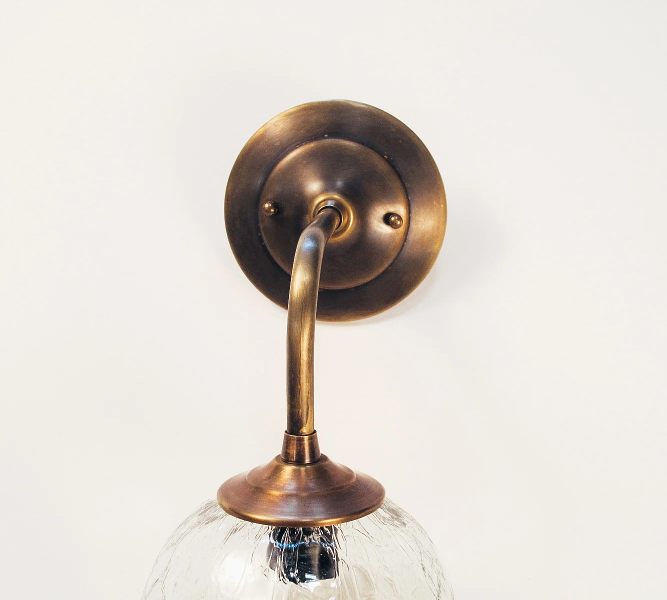 CHANDELIER FINE LIGHTING Vintage Glass Wall Sconce