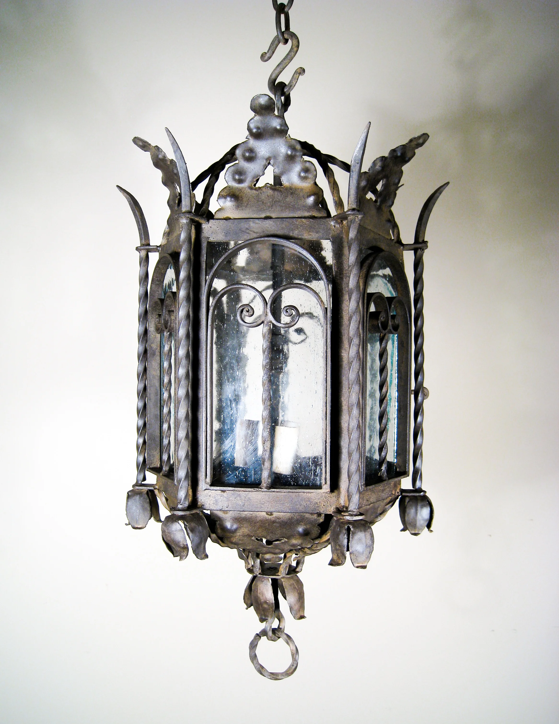 CHANDELIER FINE LIGHTING Connie Lantern