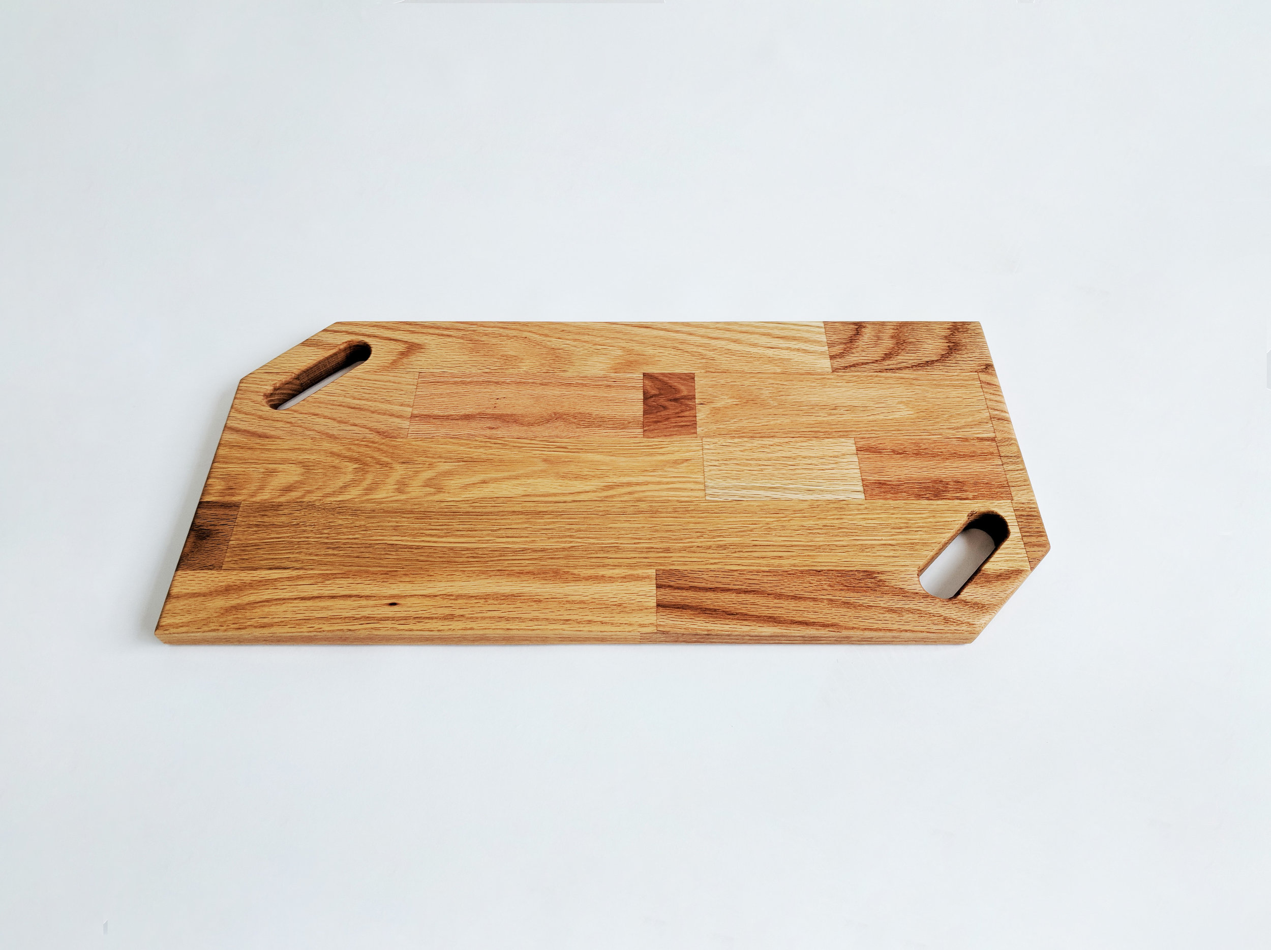 Oak Cutting Board 1.jpg