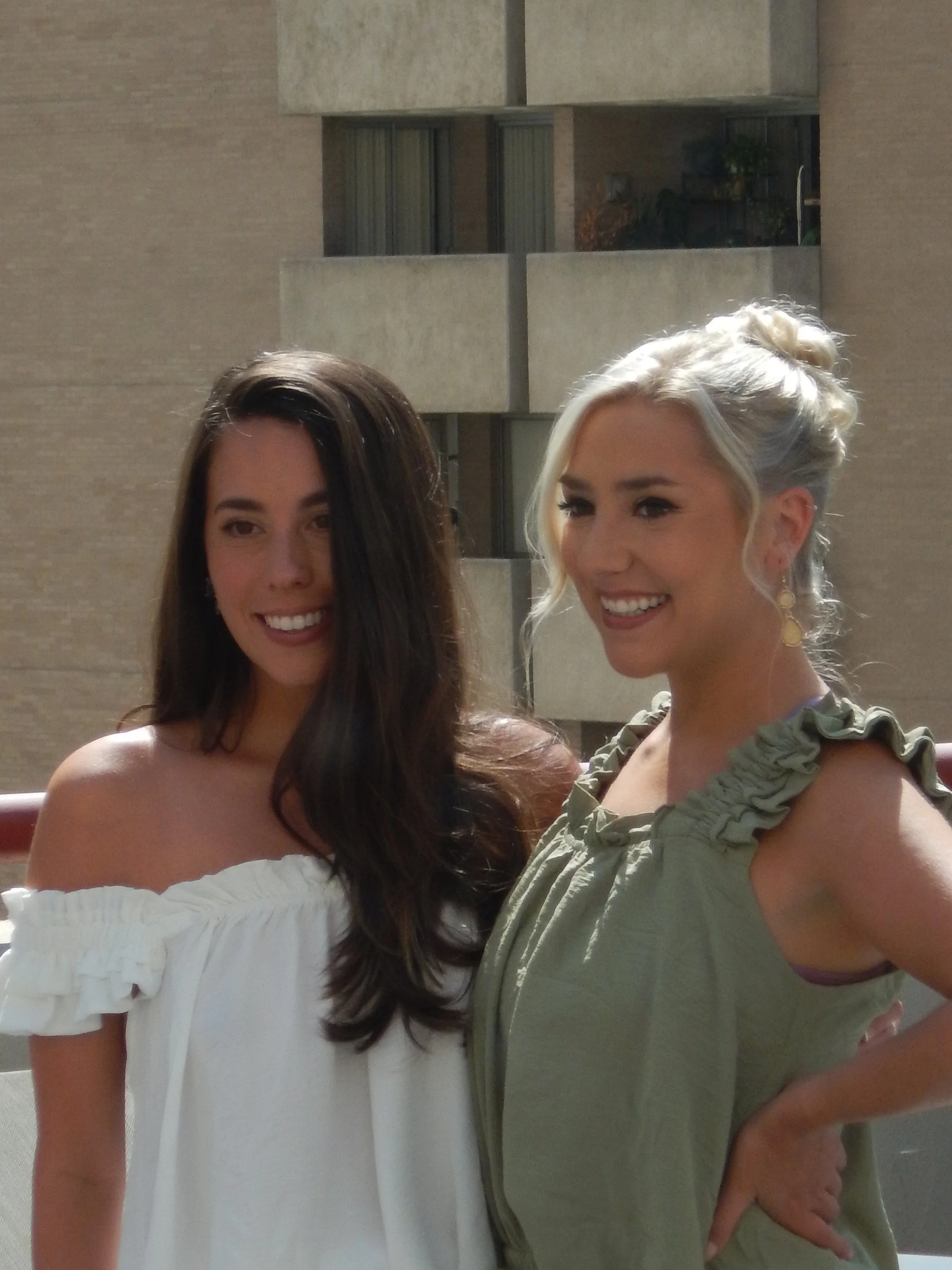 on location bridal makeup dallas.JPG