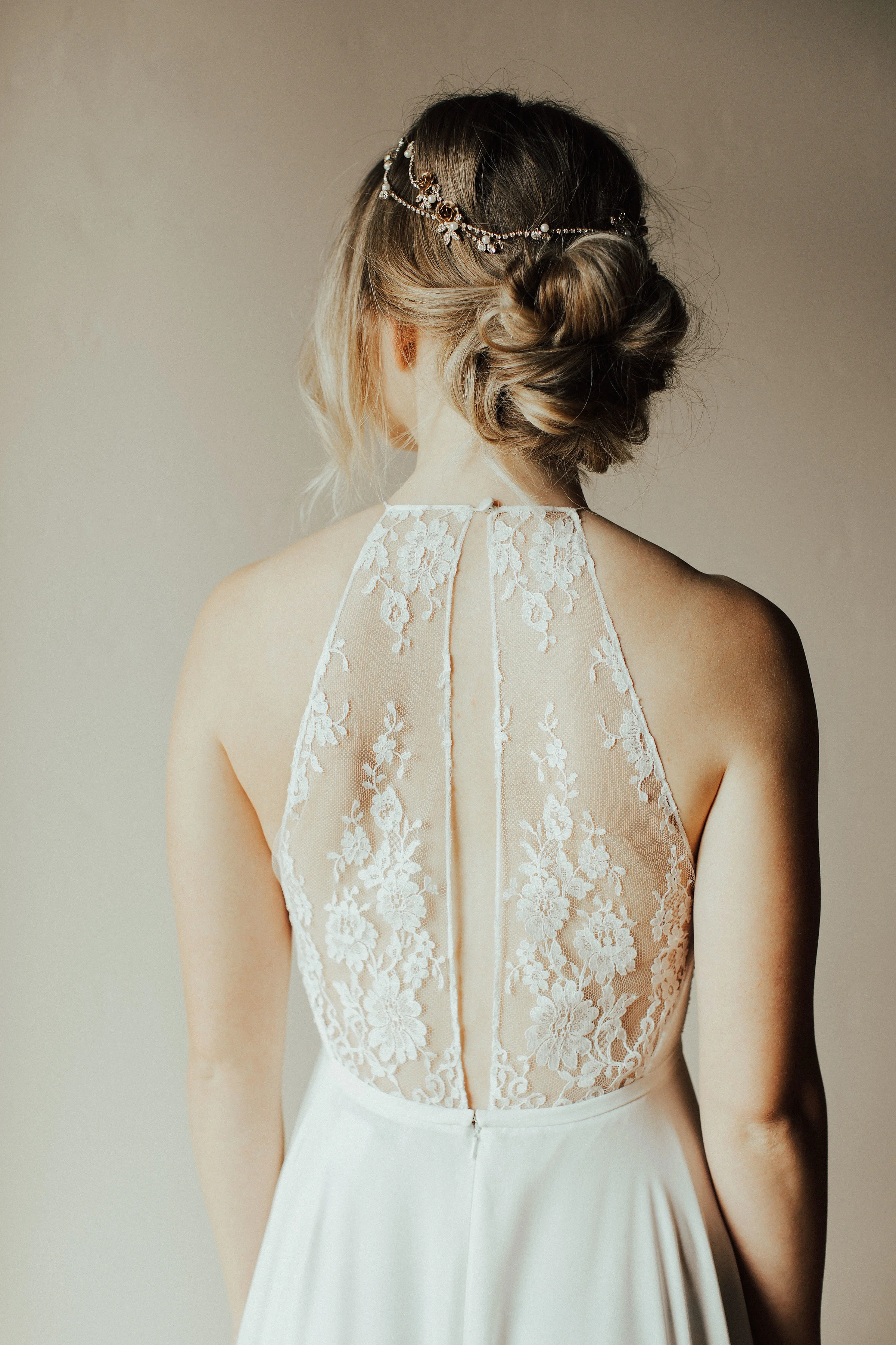 Style a Bridal vine headpiece