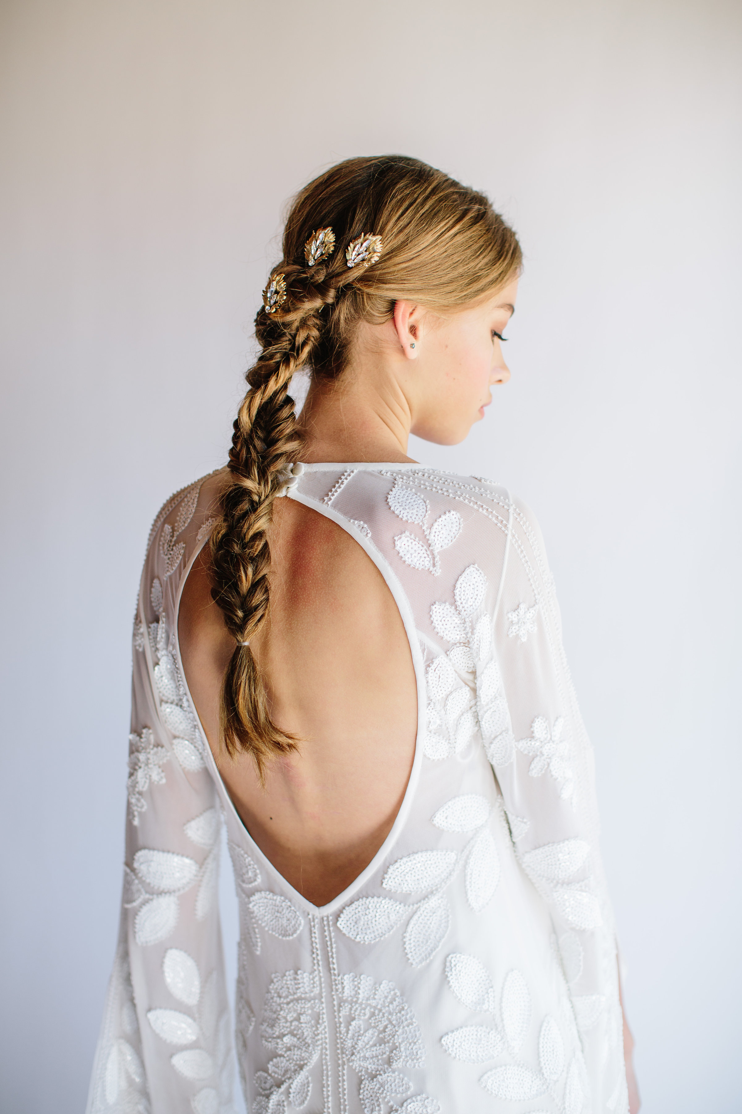 Dainty bridal pins by Untamed Petals