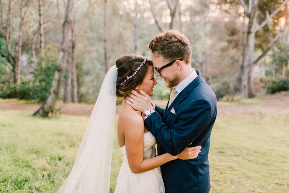 BrideWithVineAndVeil.jpg