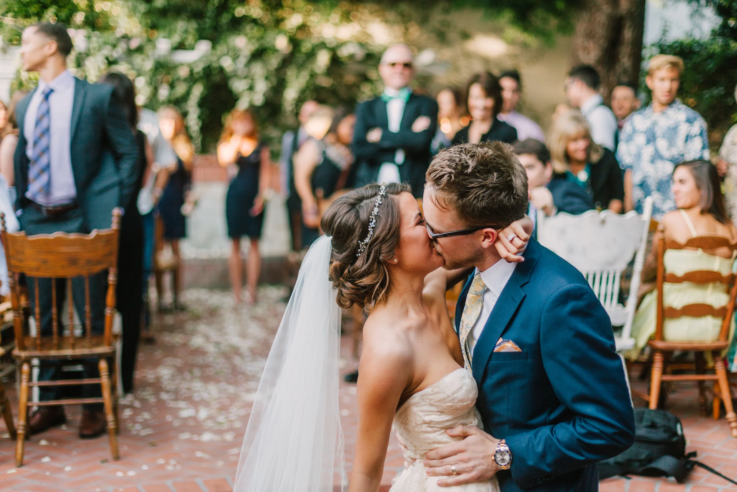 bridekiss.JPG