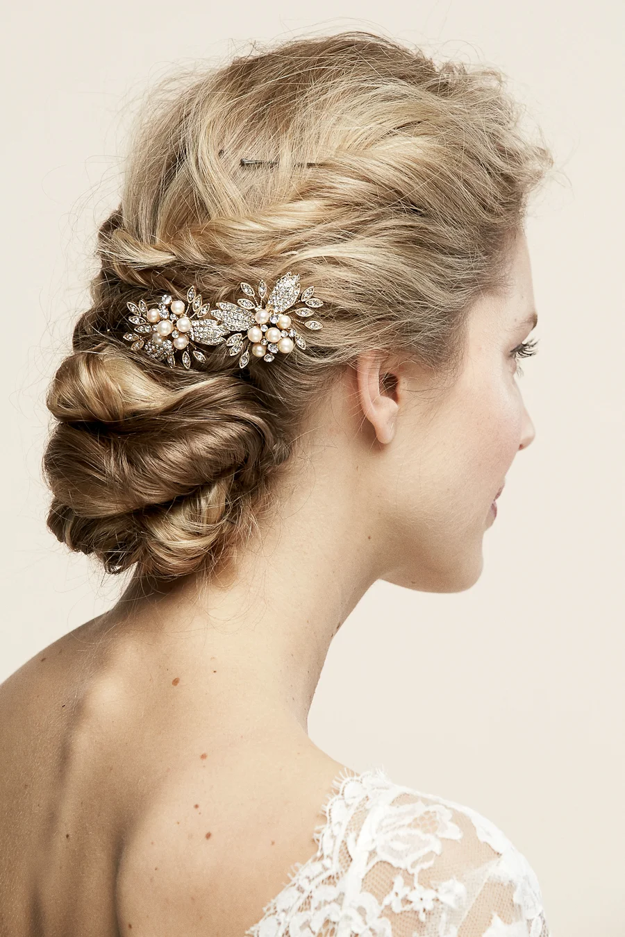 Whitney - Pearl Comb - By Untamed Petals