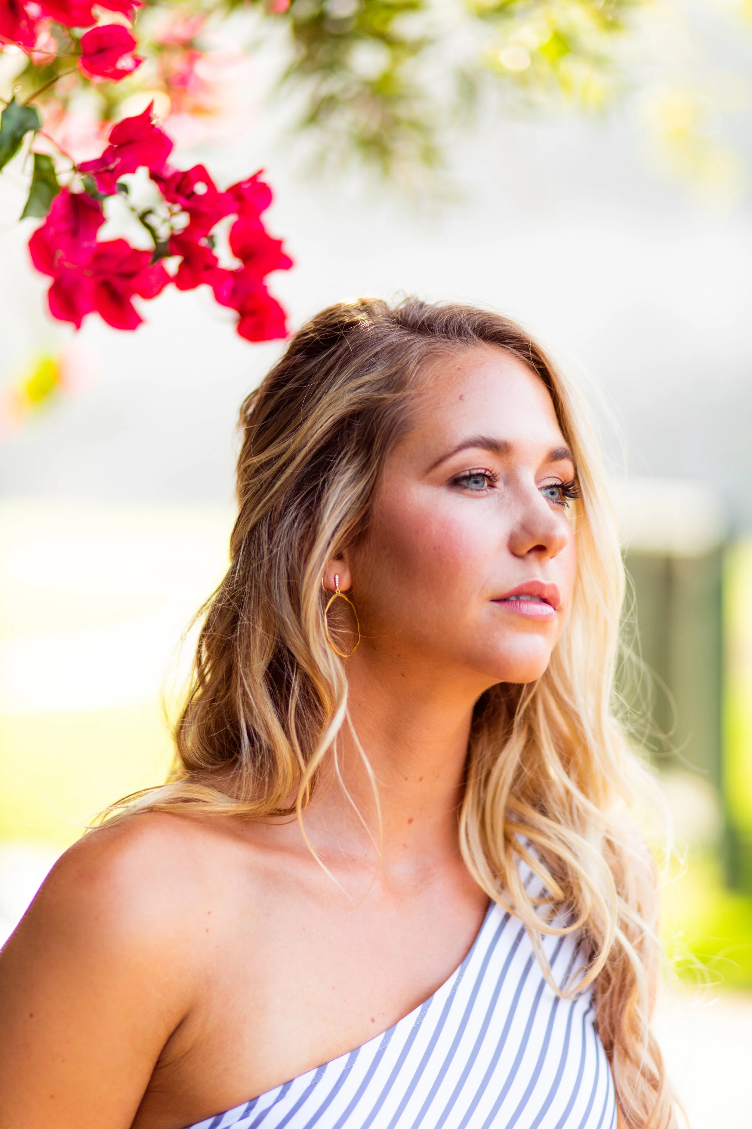 Barefoot Blonde-43.jpg