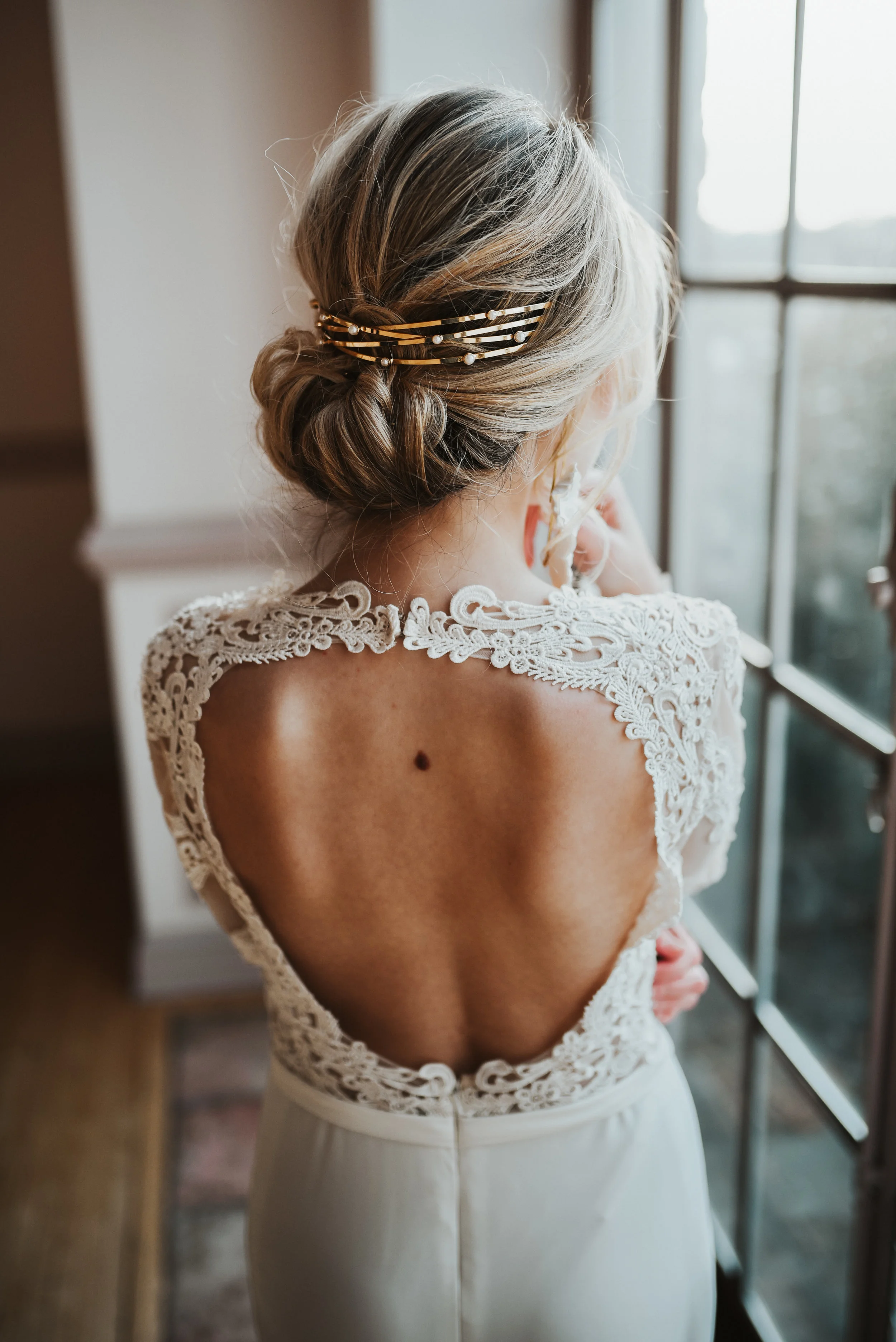 keyhole back dress